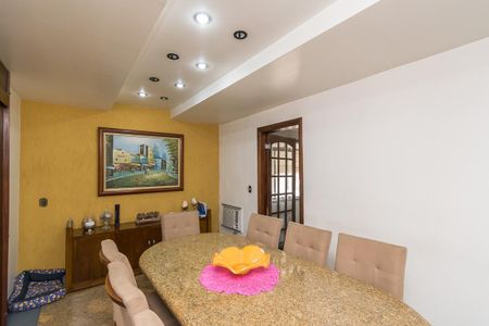 Apartamento à venda com 400m², 5 quartos e 3 vagas Apartamento à venda com 400m², 5 quartos e 3 vagasSala de Jantar