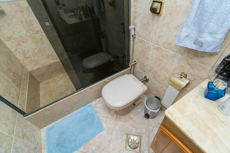 Apartamento à venda com 400m², 5 quartos e 3 vagas Apartamento à venda com 400m², 5 quartos e 3 vagasBanheiro Social