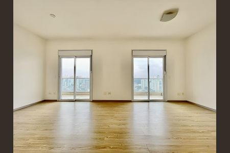 Apartamento para alugar com 227m², 3 quartos e 3 vagasSala