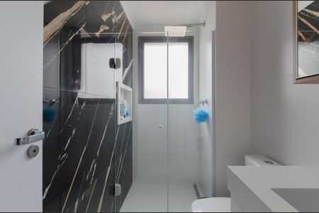 Apartamento à venda com 162m², 3 quartos e 2 vagas Apartamento à venda com 162m², 3 quartos e 2 vagasBanheiro da Suíte 2