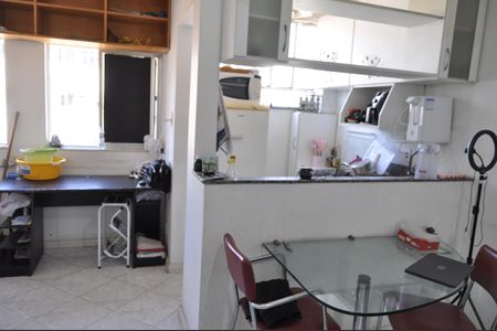 Apartamento à venda com 44m², 1 quarto e sem vagaCozinha