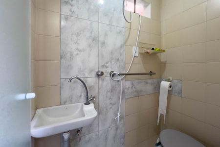 Apartamento à venda com 72m², 3 quartos e 1 vaga Apartamento à venda com 72m², 3 quartos e 1 vagaBanheiro da Suíte