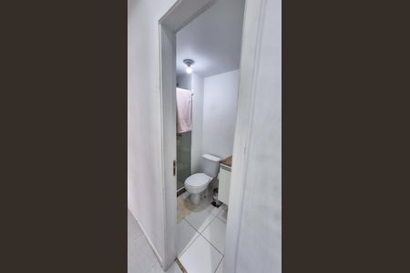 Apartamento à venda com 79m², 3 quartos e sem vaga Apartamento à venda com 79m², 3 quartos e sem vagaBanheiro Social