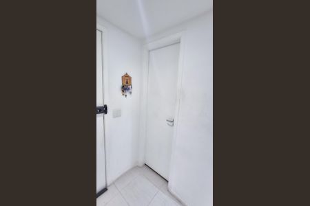Apartamento à venda com 79m², 3 quartos e sem vaga Apartamento à venda com 79m², 3 quartos e sem vagaEntrada
