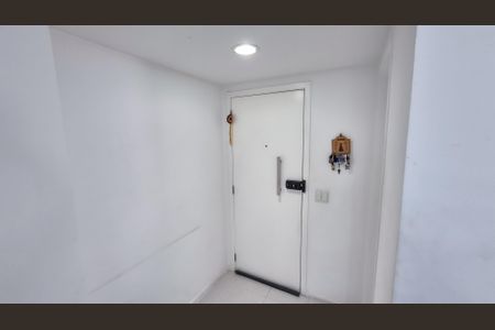 Apartamento à venda com 79m², 3 quartos e sem vaga Apartamento à venda com 79m², 3 quartos e sem vagaEntrada