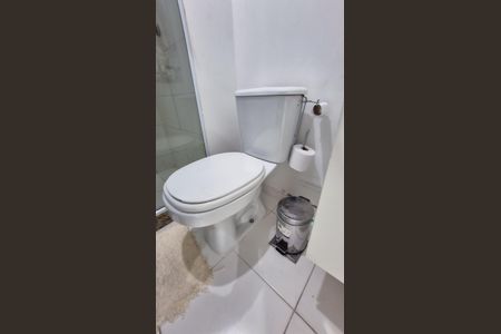 Apartamento à venda com 79m², 3 quartos e sem vaga Apartamento à venda com 79m², 3 quartos e sem vagaBanheiro Social