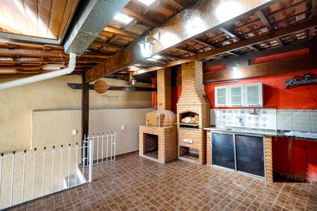 Casa à venda com 98m², 2 quartos e 2 vagas Casa à venda com 98m², 2 quartos e 2 vagasÁrea comum - Churrasqueira