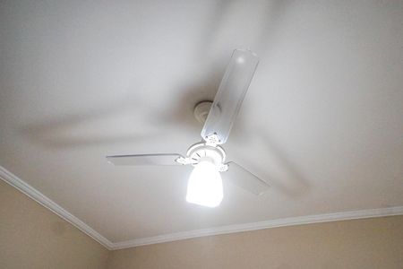 Casa à venda com 98m², 2 quartos e 2 vagas Casa à venda com 98m², 2 quartos e 2 vagasQuarto 1