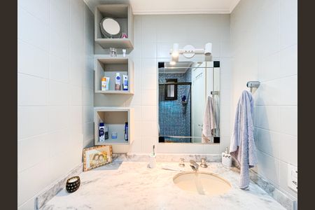 Apartamento à venda com 83m², 3 quartos e 2 vagas Apartamento à venda com 83m², 3 quartos e 2 vagasBanheiro da Suíte