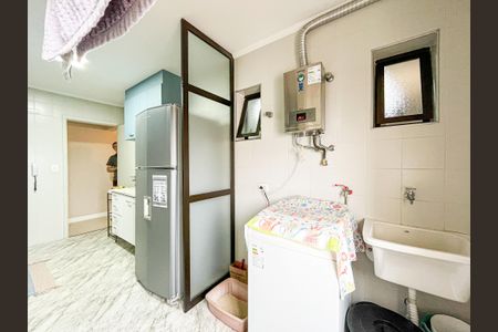 Apartamento à venda com 83m², 3 quartos e 2 vagas Apartamento à venda com 83m², 3 quartos e 2 vagasÁrea de Serviço
