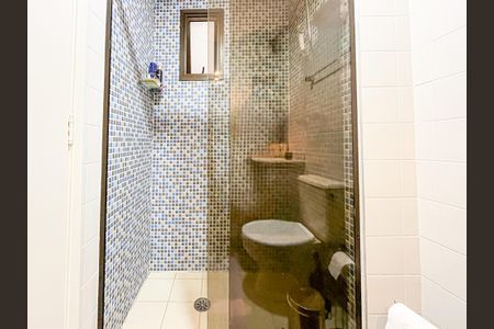 Apartamento à venda com 83m², 3 quartos e 2 vagas Apartamento à venda com 83m², 3 quartos e 2 vagasBanheiro da Suíte