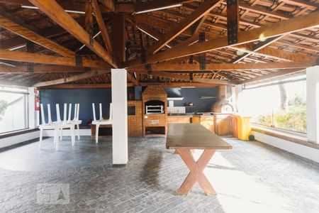 Apartamento à venda com 83m², 3 quartos e 2 vagas Apartamento à venda com 83m², 3 quartos e 2 vagasÁrea comum - Churrasqueira