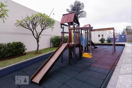 Apartamento à venda com 83m², 3 quartos e 2 vagas Apartamento à venda com 83m², 3 quartos e 2 vagasÁrea comum - Playground