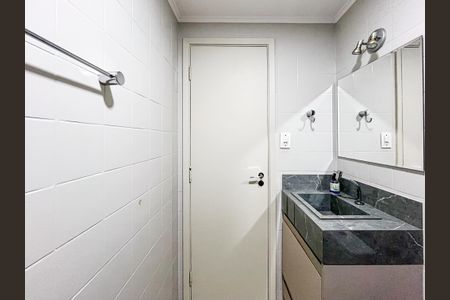 Apartamento à venda com 83m², 3 quartos e 2 vagas Apartamento à venda com 83m², 3 quartos e 2 vagasBanheiro