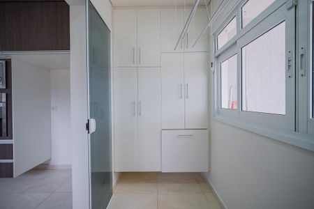 Casa à venda com 250m², 3 quartos e 5 vagasÁrea de Serviço