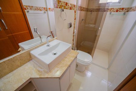 Casa à venda com 250m², 3 quartos e 5 vagasBanheiro 3