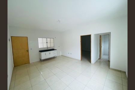 Sala cozinha  de kitnet/studio para alugar com 1 quarto, 50m² em Vila Ayrosa, Guarulhos