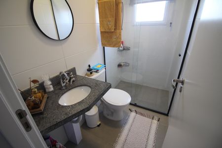 Apartamento à venda com 82m², 3 quartos e 1 vagaBanheiro da Suíte
