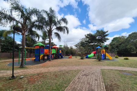 Apartamento à venda com 56m², 2 quartos e 1 vaga Apartamento à venda com 56m², 2 quartos e 1 vagaÁrea comum - Playground