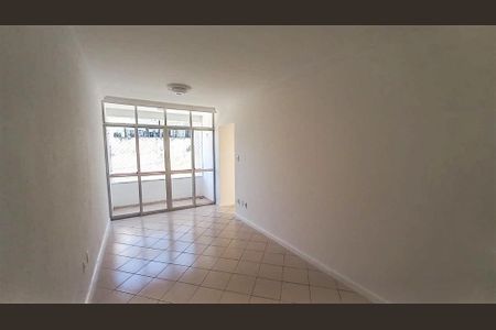 Sala de apartamento para alugar com 2 quartos, 40m² em São Cristóvão, Salvador