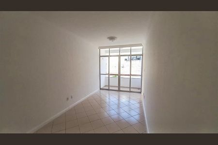 Sala de apartamento para alugar com 2 quartos, 40m² em São Cristóvão, Salvador