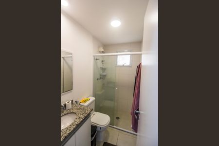 Apartamento à venda com 65m², 2 quartos e 1 vaga Apartamento à venda com 65m², 2 quartos e 1 vagaBanheiro da Suíte