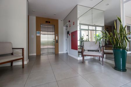 Apartamento à venda com 65m², 2 quartos e 1 vagaÁrea comum