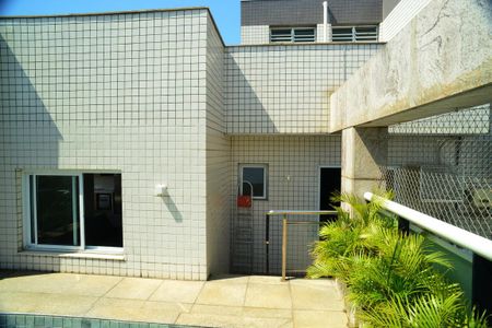 Apartamento para alugar com 354m², 5 quartos e 4 vagasPiscina