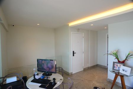 Apartamento para alugar com 354m², 5 quartos e 4 vagasCobertura