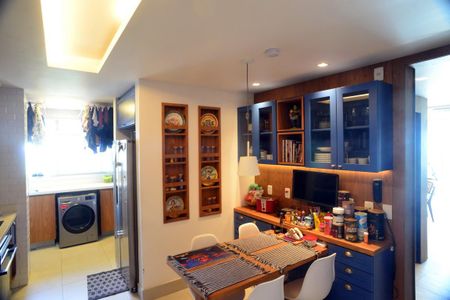 Apartamento para alugar com 354m², 5 quartos e 4 vagasCozinha