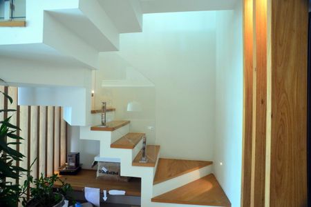 Apartamento para alugar com 354m², 5 quartos e 4 vagasEscada de Acesso Segundo Piso