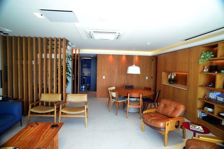 Apartamento para alugar com 354m², 5 quartos e 4 vagasSala