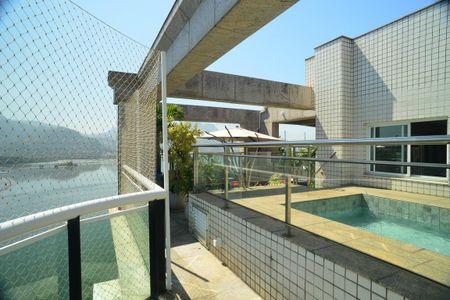 Apartamento para alugar com 354m², 5 quartos e 4 vagasPiscina
