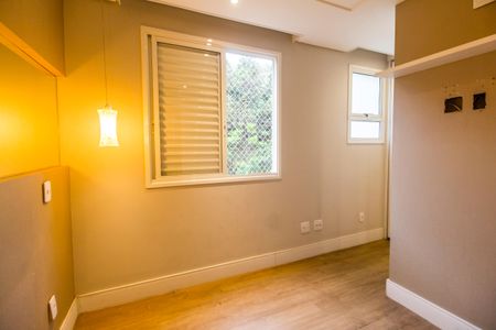 Apartamento à venda com 94m², 2 quartos e 2 vagas Apartamento à venda com 94m², 2 quartos e 2 vagasSuíte