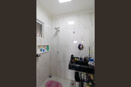 Casa à venda com 140m², 2 quartos e 5 vagas Casa à venda com 140m², 2 quartos e 5 vagasBanheiro da Suíte 02