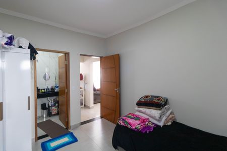 Casa à venda com 140m², 2 quartos e 5 vagas Casa à venda com 140m², 2 quartos e 5 vagasSuíte 02