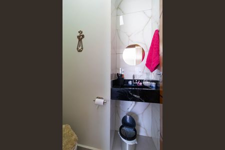 Casa à venda com 140m², 2 quartos e 5 vagas Casa à venda com 140m², 2 quartos e 5 vagasLavabo