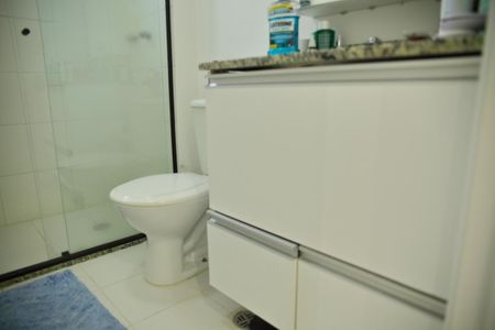 Apartamento à venda com 104m², 2 quartos e 2 vagasBanheiro da Suíte 1