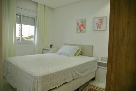 Apartamento à venda com 104m², 2 quartos e 2 vagasSuíte 2