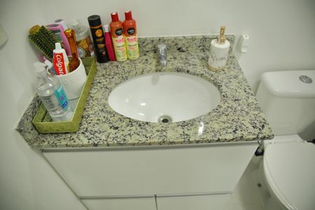 Apartamento à venda com 104m², 2 quartos e 2 vagasBanheiro da Suíte 2