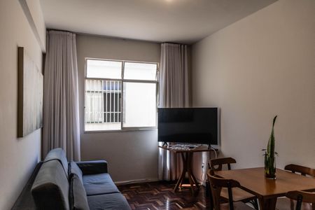 Sala de apartamento para alugar com 3 quartos, 80m² em Vila Paris, Belo Horizonte