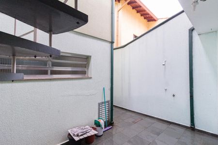 Casa à venda com 221m², 3 quartos e 4 vagasÁrea de serviço