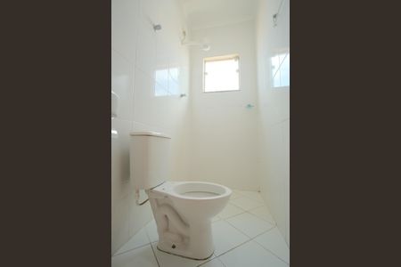 Casa de condomínio à venda com 157m², 3 quartos e 2 vagasBanheiro Social