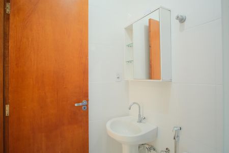 Casa de condomínio à venda com 157m², 3 quartos e 2 vagasBanheiro da Suíte