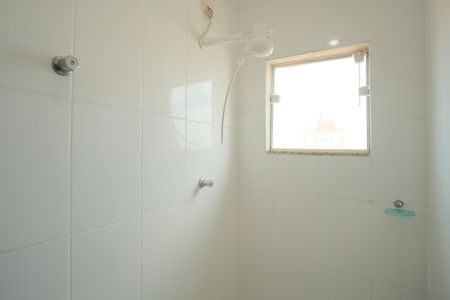 Casa de condomínio à venda com 157m², 3 quartos e 2 vagasBanheiro Social