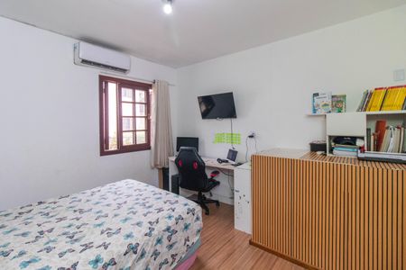 Quarto 2 de casa de condomínio à venda com 2 quartos, 56m² em Vila Nova, Porto Alegre