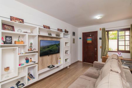 Sala de casa de condomínio à venda com 2 quartos, 56m² em Vila Nova, Porto Alegre