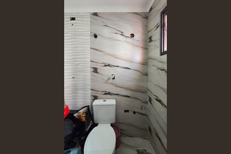 Apartamento à venda com 95m², 2 quartos e 2 vagas Apartamento à venda com 95m², 2 quartos e 2 vagasBanheiro da Suíte 1