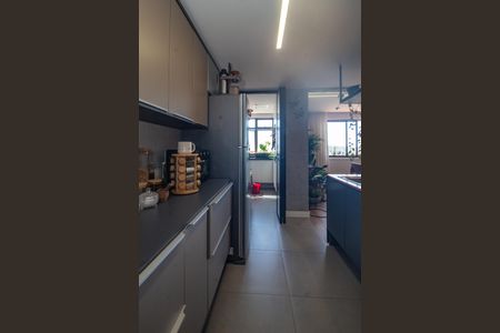 Apartamento à venda com 109m², 2 quartos e 2 vagasCozinha