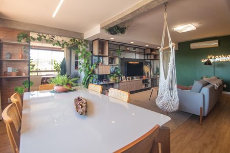 Apartamento à venda com 109m², 2 quartos e 2 vagasSala